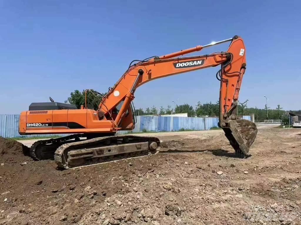 Doosan DH370 Bandgrävare