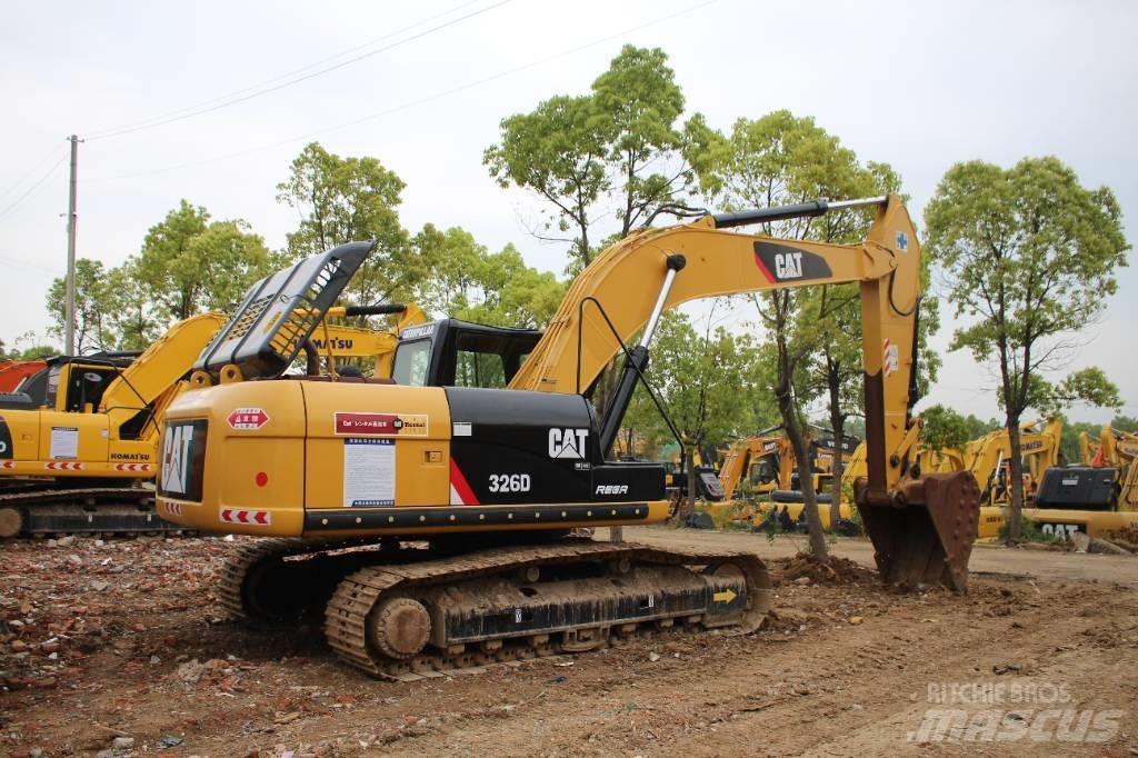 CAT 326D Bandgrävare
