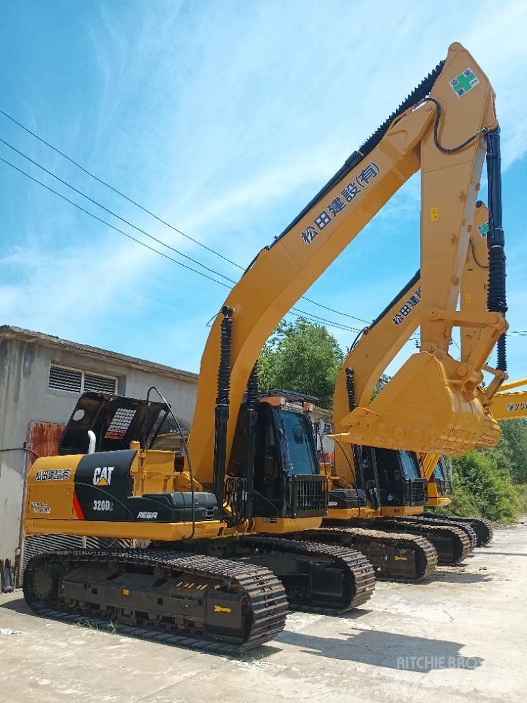 CAT 320 D2 Bandgrävare