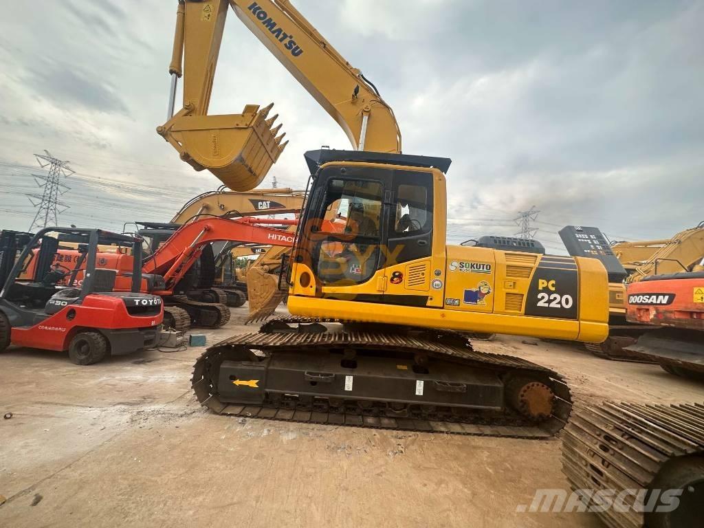 Komatsu PC 220-8 Bandgrävare