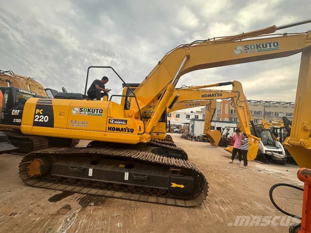 Komatsu PC 220-8 Bandgrävare