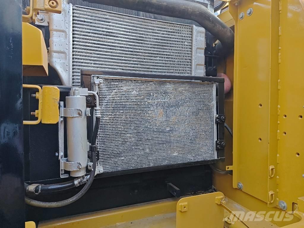 CAT 320 D Bandgrävare