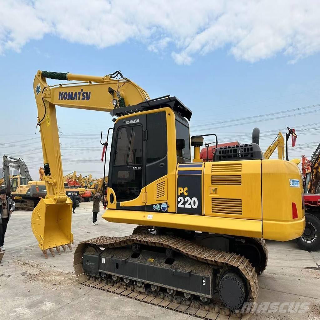 Komatsu PC 220-8 Bandgrävare