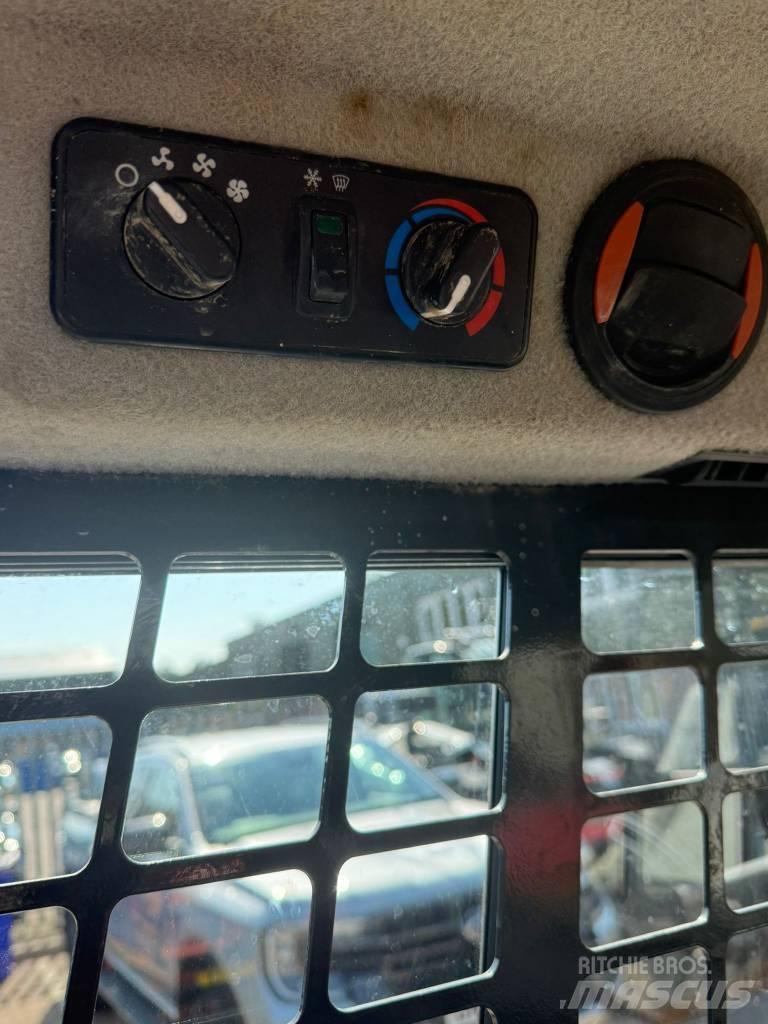 Bobcat T 66 Bandlastare