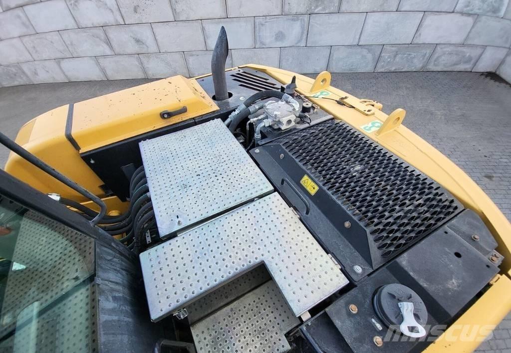 CAT M313 D Hjulgrävare