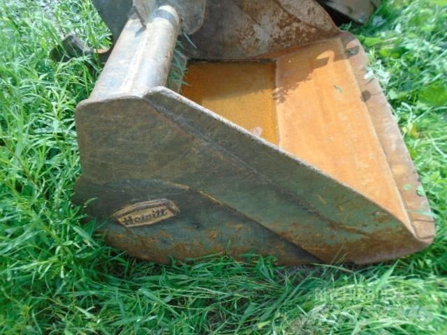 CAT 215 Bandgrävare