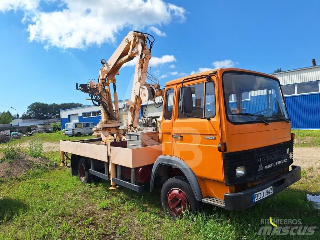 Magirus 130 M 8 Flakbilar