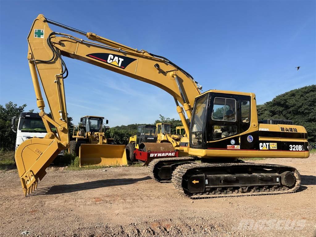 CAT 320 B Bandgrävare