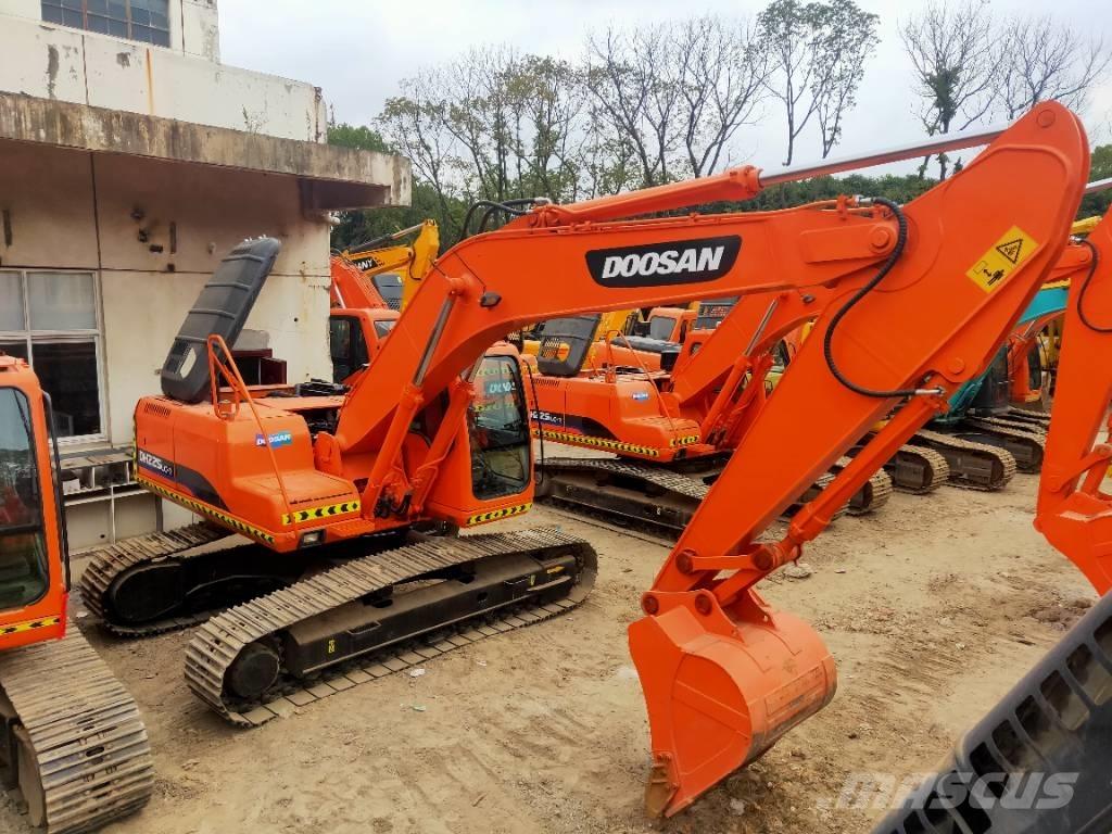 Doosan DH220LC-7 Bandgrävare