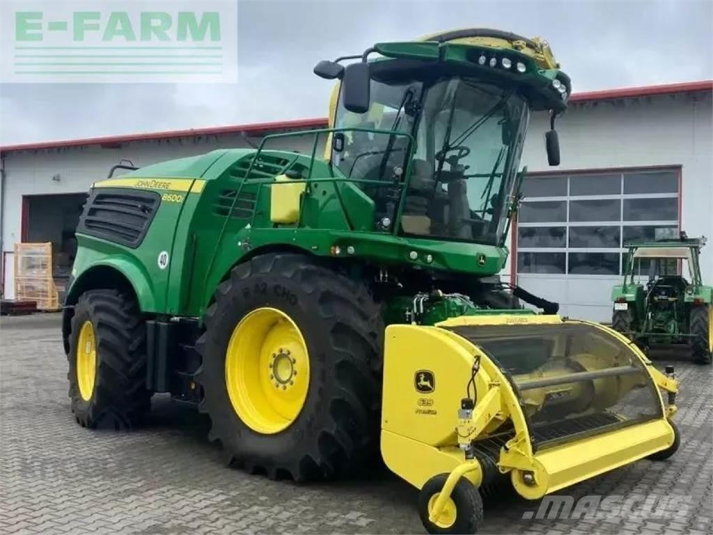 John Deere 8600i Självgående fälthackar