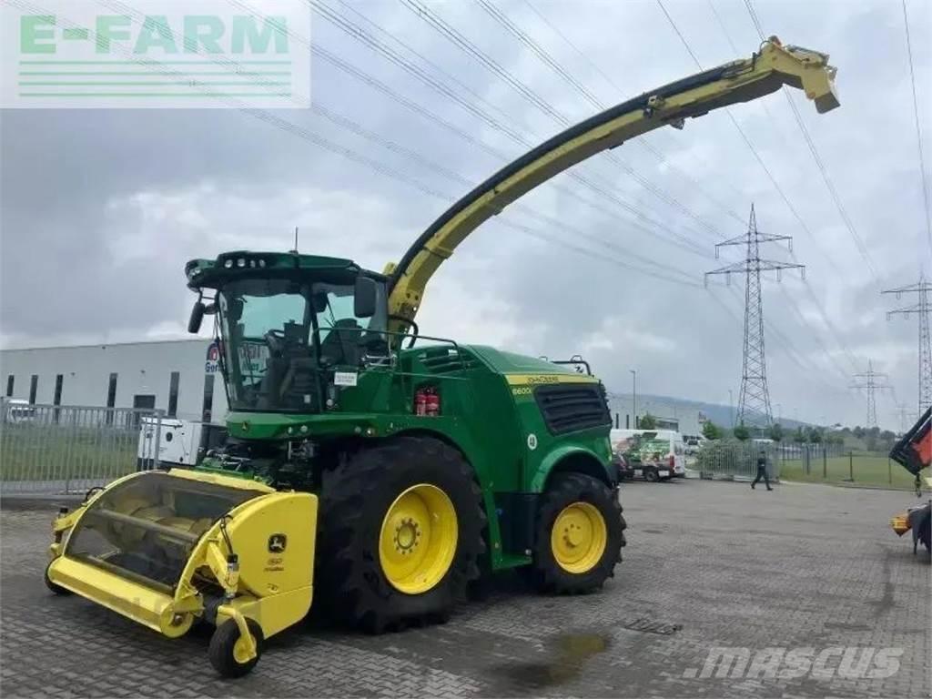 John Deere 8600i Självgående fälthackar