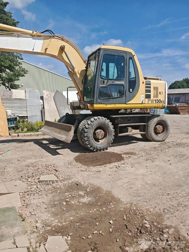 Komatsu PW 130ES-6K Hjulgrävare