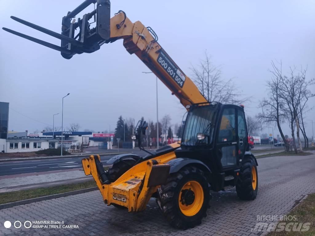 JCB 535-140 Hiviz Teleskoplastare