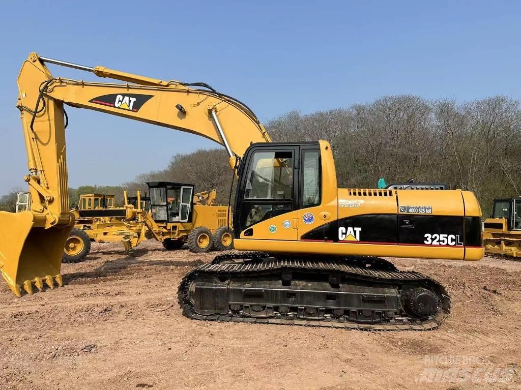 CAT 325 CL Bandgrävare