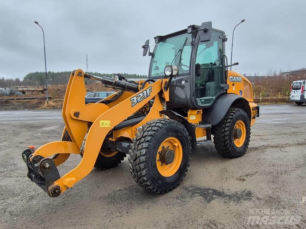 CASE 321 F Hjullastare