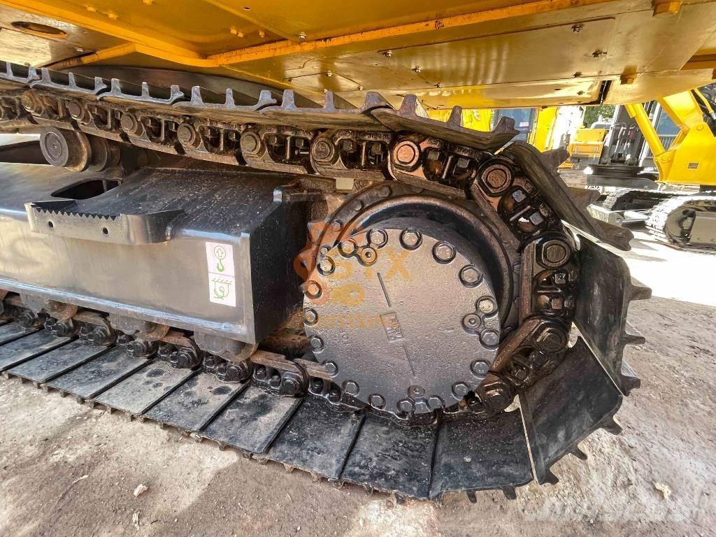 Komatsu PC 200-8 Bandgrävare