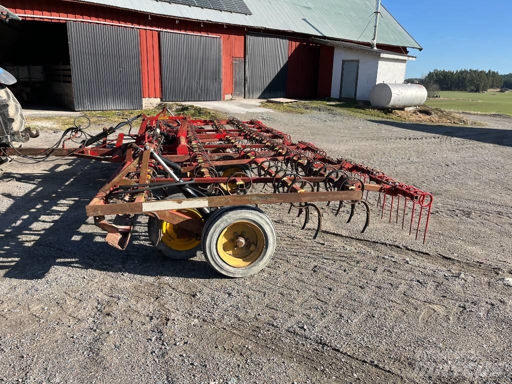 Väderstad NZ Harvar