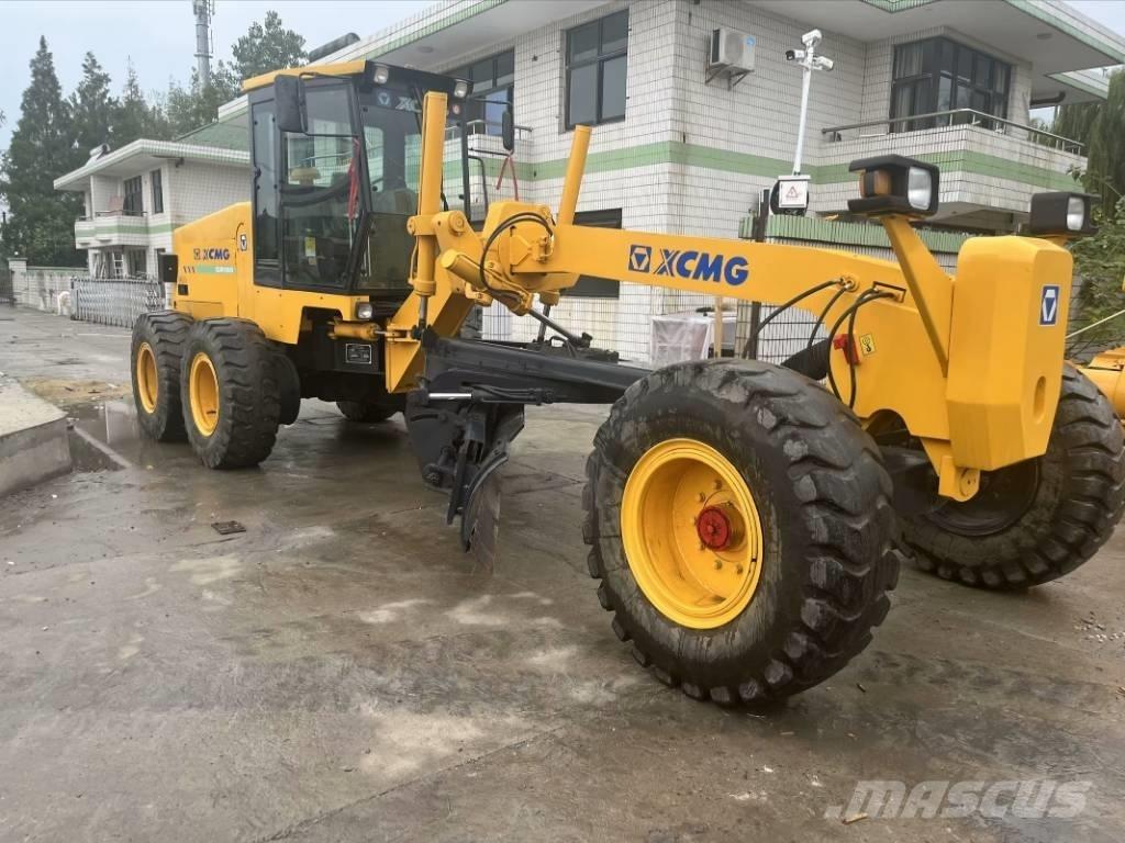 XCMG GR 180 Väghyvlar