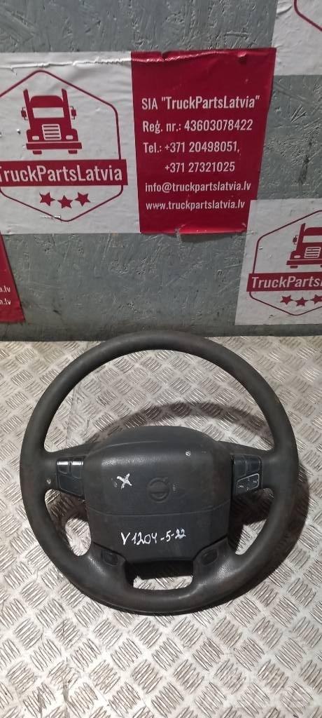 Volvo FH 12   21593003 Hytter och interiör