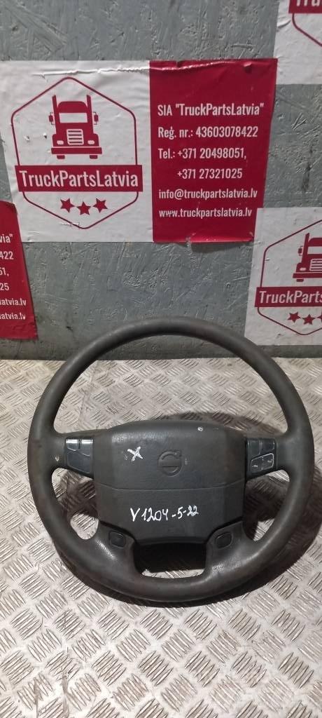 Volvo FH 12   21593003 Hytter och interiör
