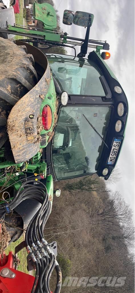John Deere 6155R Traktorer