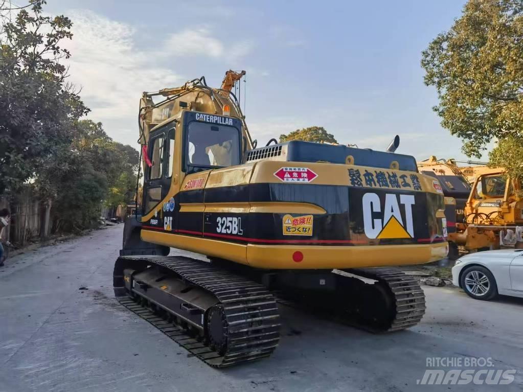 CAT CAT325B Avfalls / industri hantering
