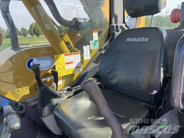 Maeda LC 785 Bangående Kranar
