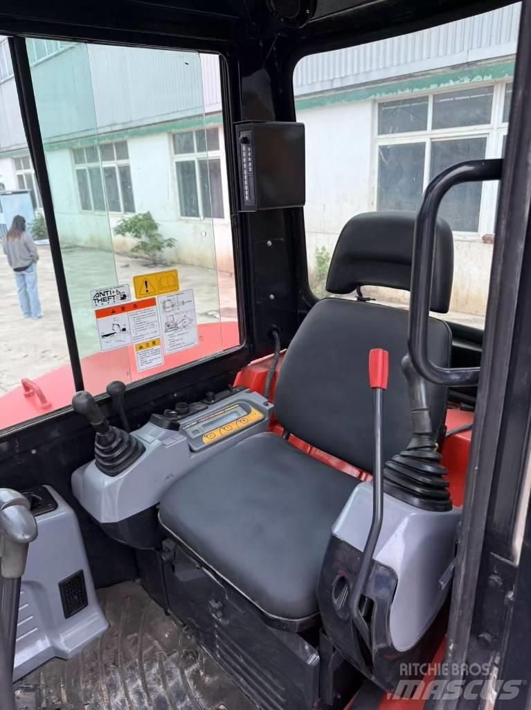 Kubota KX163 Minigrävare < 7t