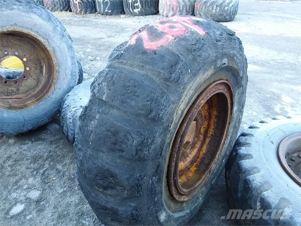 LS 17,5x25 Däck, hjul och fälgar