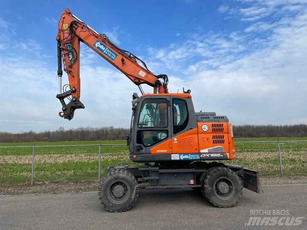 Doosan DX165W-5 Hjulgrävare