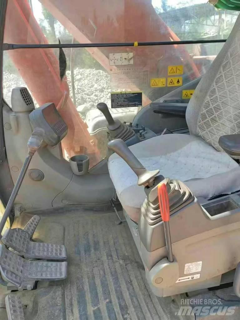 Hitachi ZAXIS270 Bandgrävare