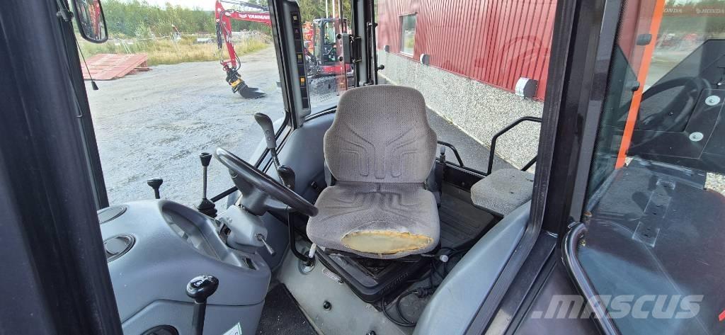 Valtra A 75 Traktorer