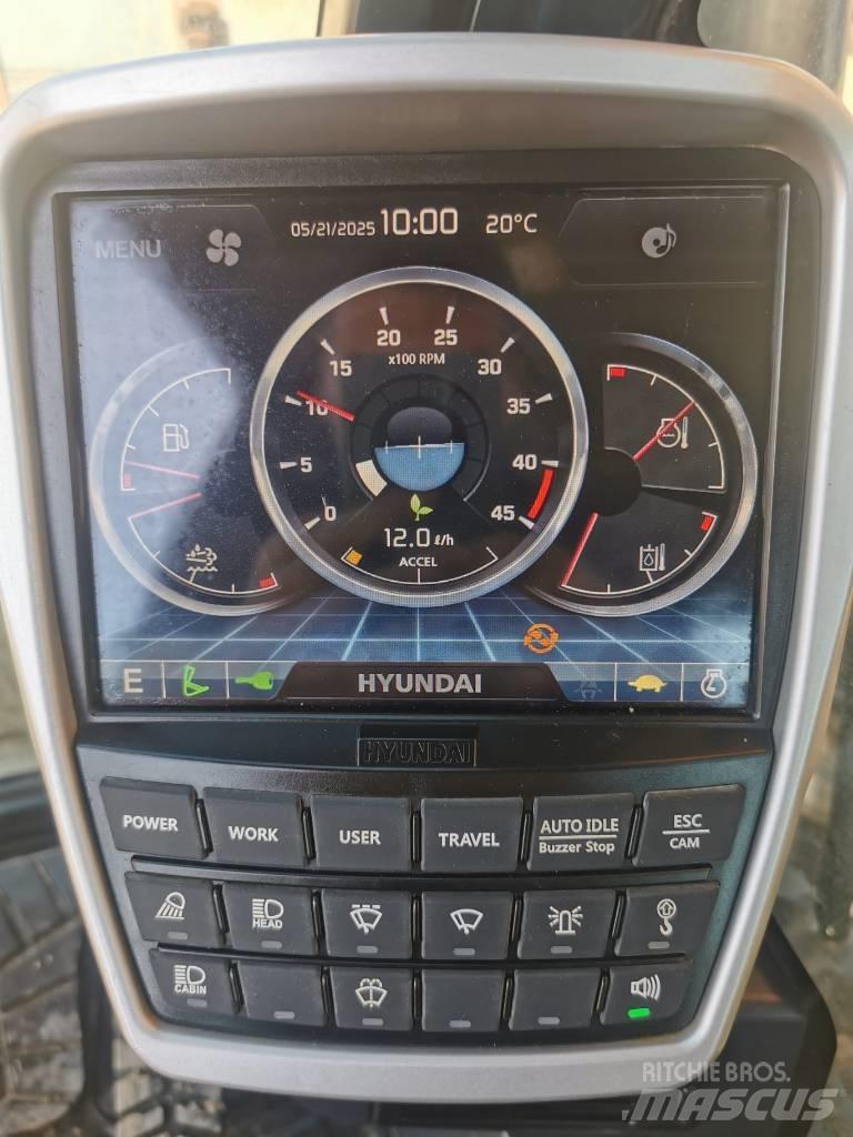 Hyundai HX 260 NL Bandgrävare