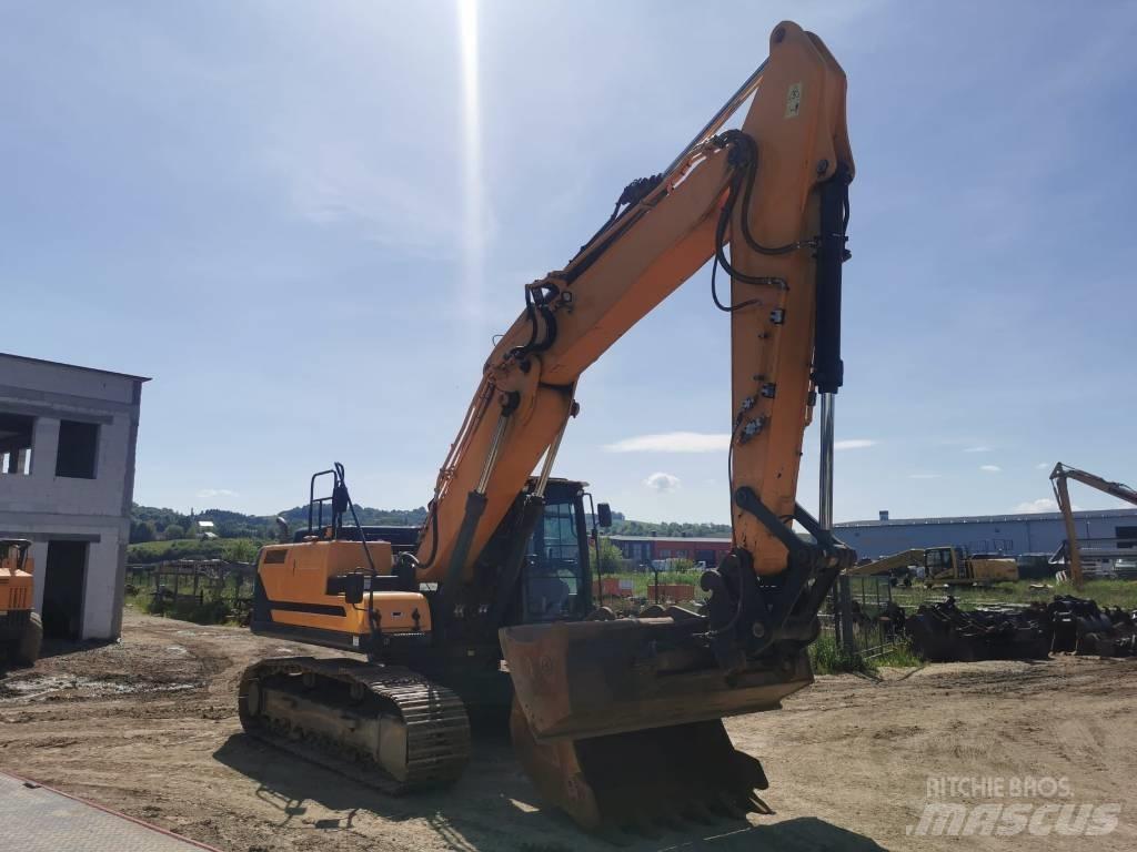 Hyundai HX 260 NL Bandgrävare