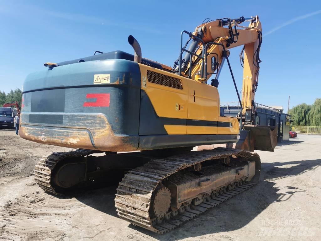 Hyundai HX 260 NL Bandgrävare