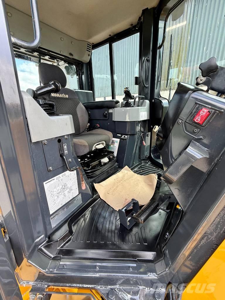 Komatsu D 61 PXi-24 Bandschaktare