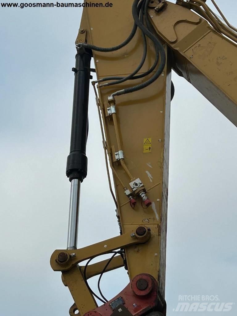 CAT 326 F LN Bandgrävare