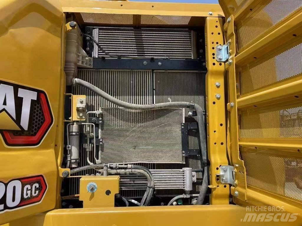CAT 320 GC Bandgrävare