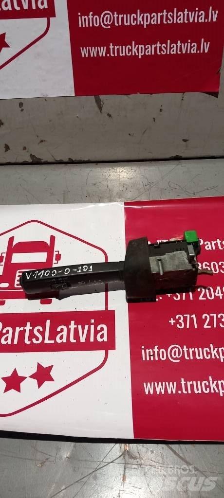 Volvo FH 12.   3944025 Hytter och interiör