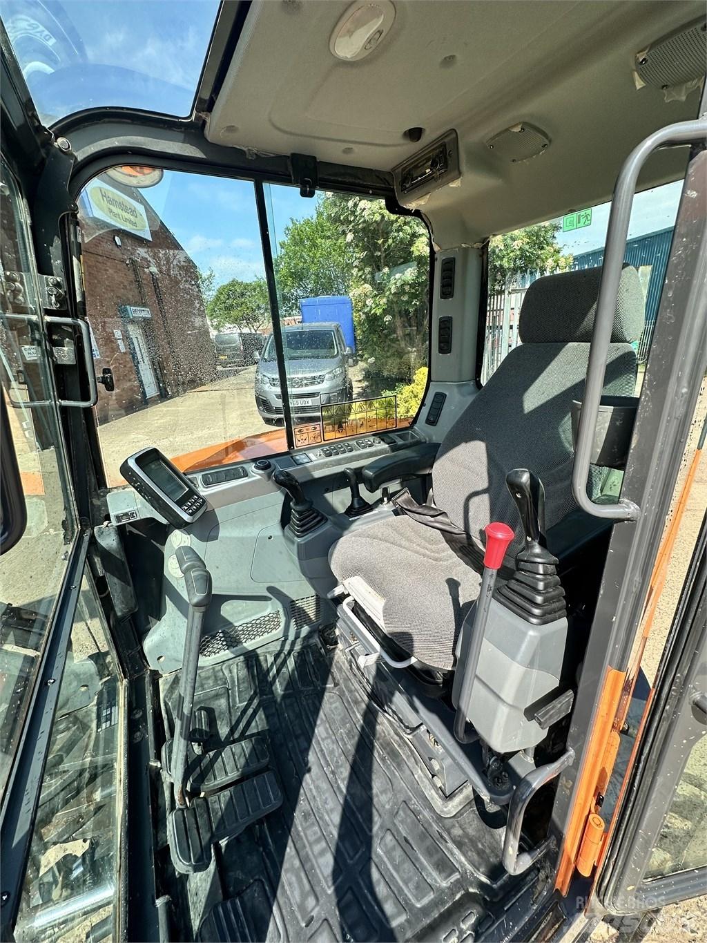 Doosan DX 63-3 Minigrävare < 7t