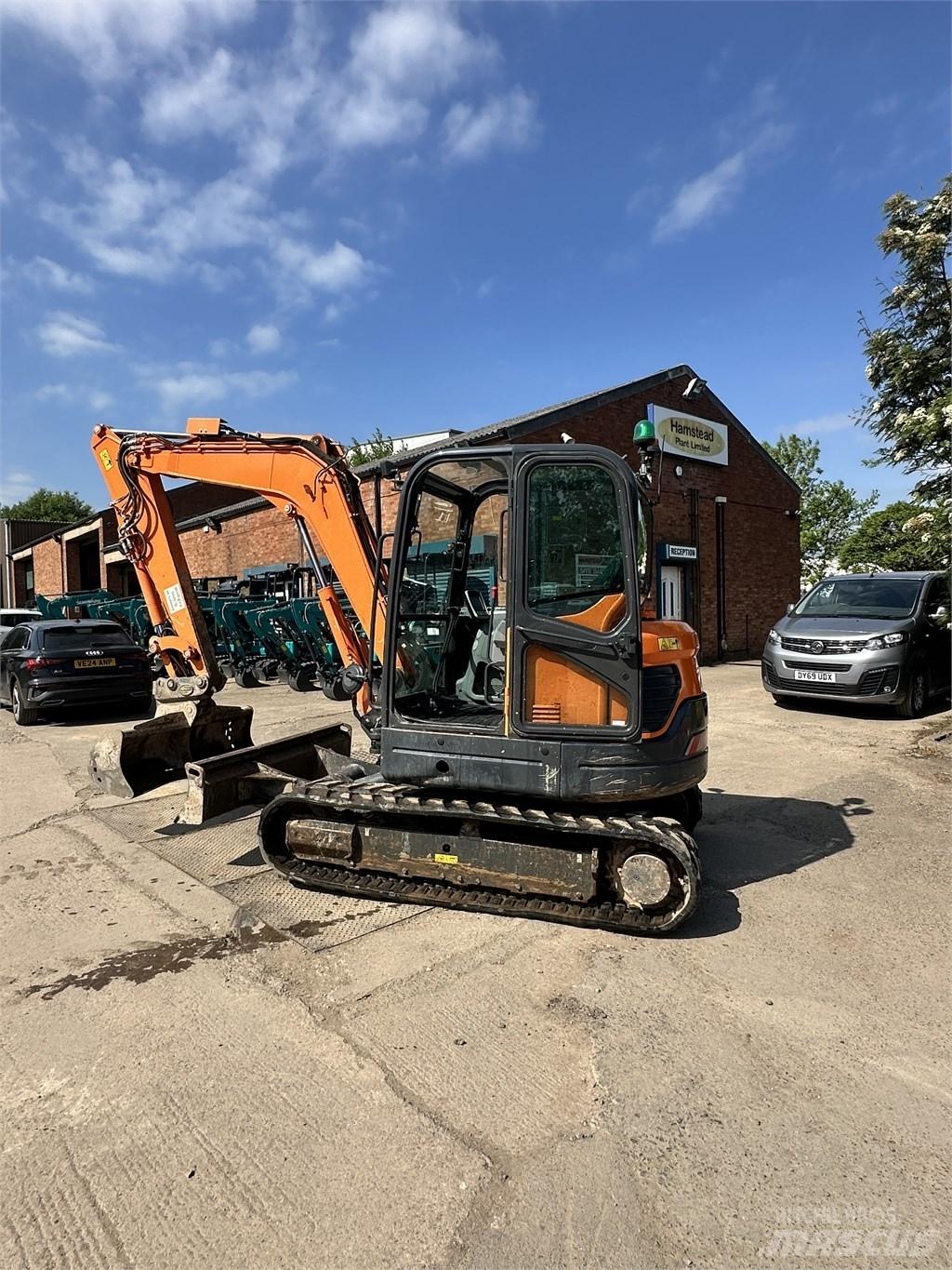Doosan DX 63-3 Minigrävare < 7t