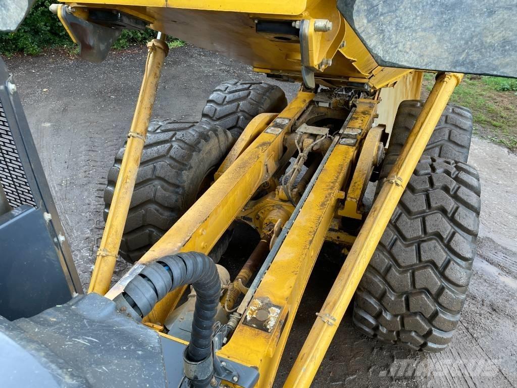 Bell B 25 E EPA Midjestyrd dumper