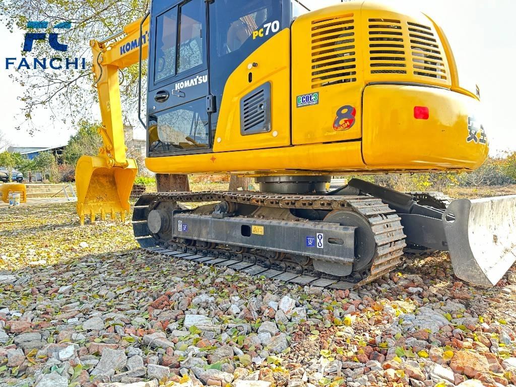 Komatsu PC70-8 Bandgrävare