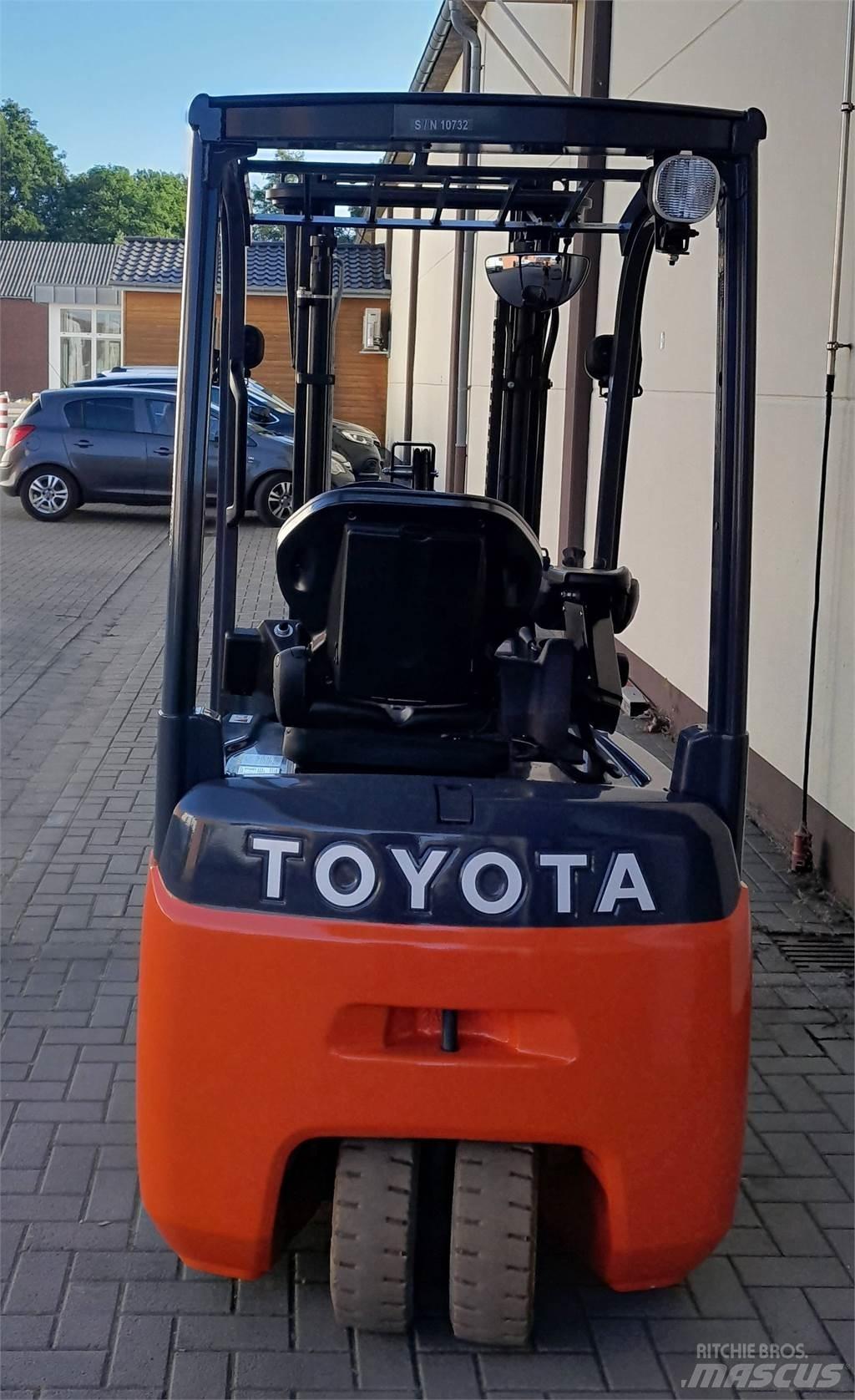 Toyota 8FBEK18T Elmotviktstruckar
