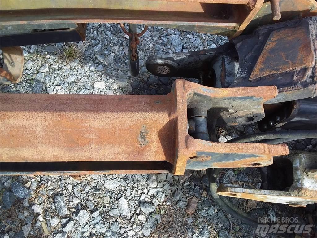 CAT 2200 Skördarkranar