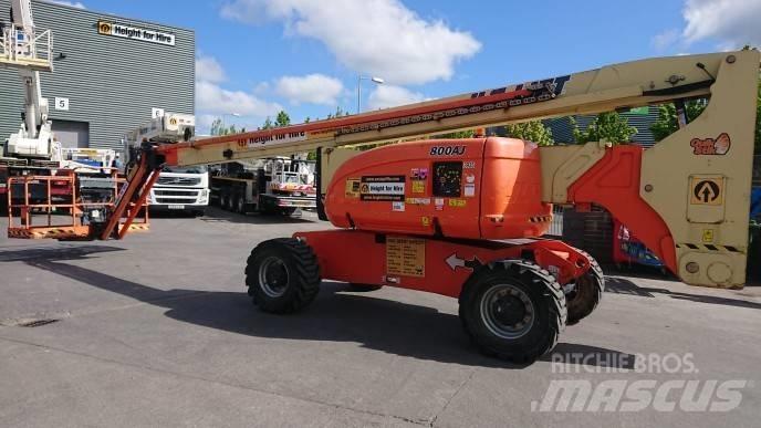 JLG 800AJ Bomliftar