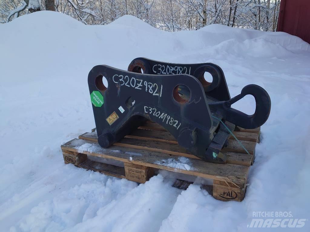 CAT CW 45 S Redskapsfäste/ adaptrar