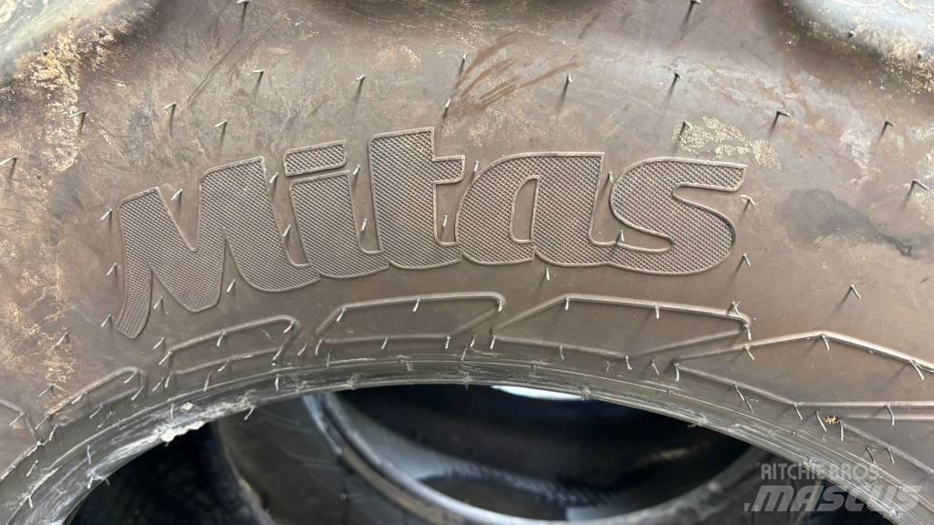 Mitas 440/65R28 Däck, hjul och fälgar