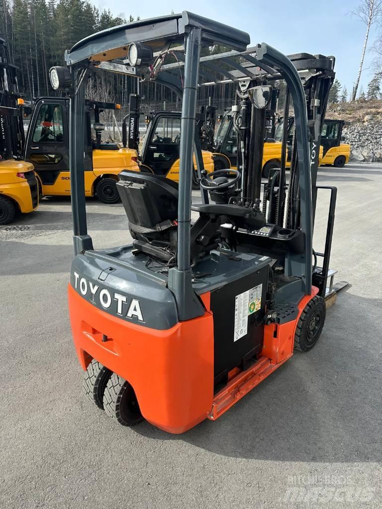 Toyota 8FBEK18T Elmotviktstruckar