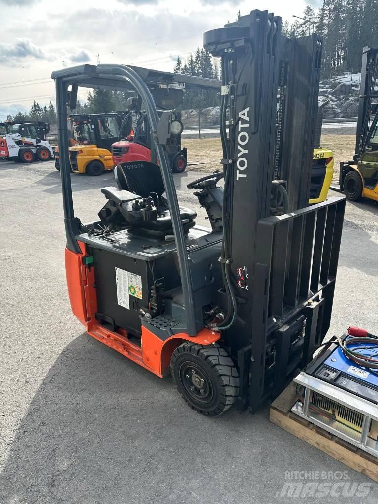 Toyota 8FBEK18T Elmotviktstruckar